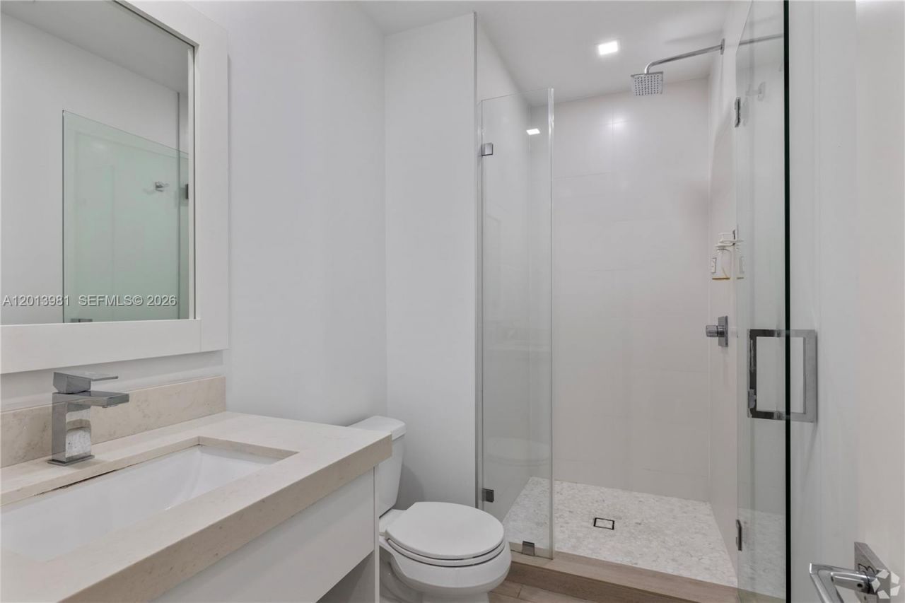 434 SW 10th St , Unit A, Miami, FL 33130 Photo