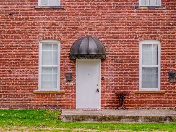 241 Myrtle Street , Ravenna, OH 44266