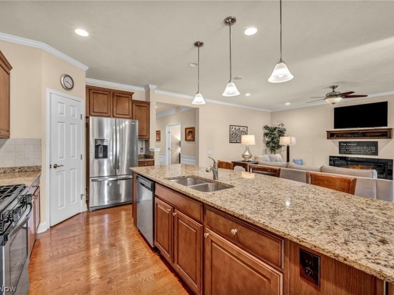 37852 Ashfield Way , North Ridgeville, OH 44039 Photo 11