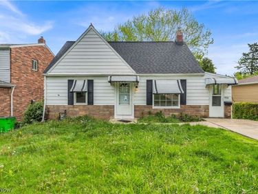 5581 Saxon Drive, Garfield Heights, OH 44125
