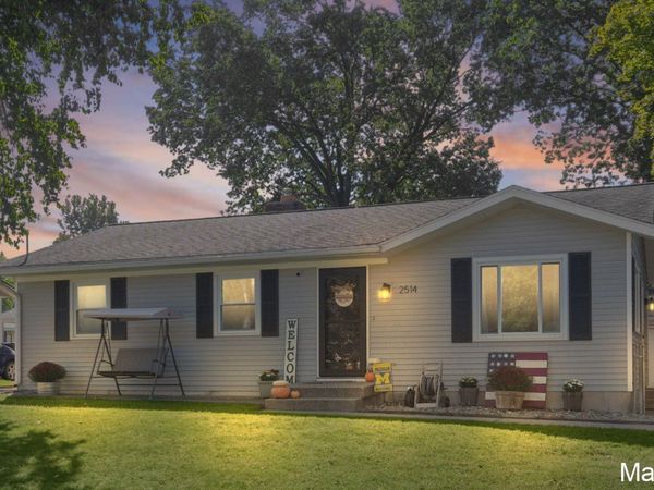 2514 Valleyview Street SW, Wyoming, MI 49519