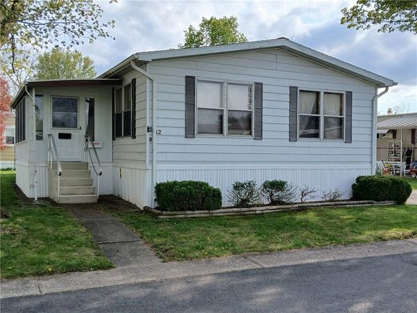 12 Seneca , Manchester, NY 14504