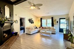 1002 Shem Creek Circle photo 4