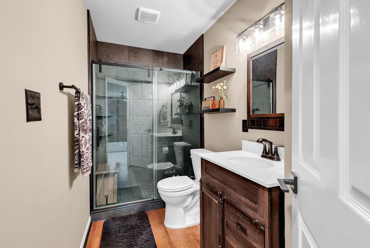 1201 Tiffany Ln. Photo 22