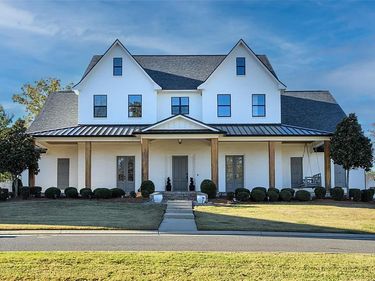 10920 Whispering Path Drive, Shreveport, LA 71106