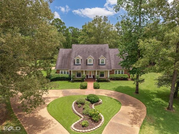 10685 Saint Charles Place, Keithville, LA 71047
