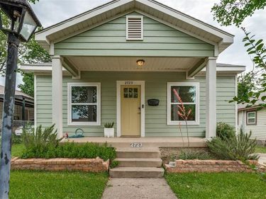 2723 Sharon Street, Dallas, TX 75211