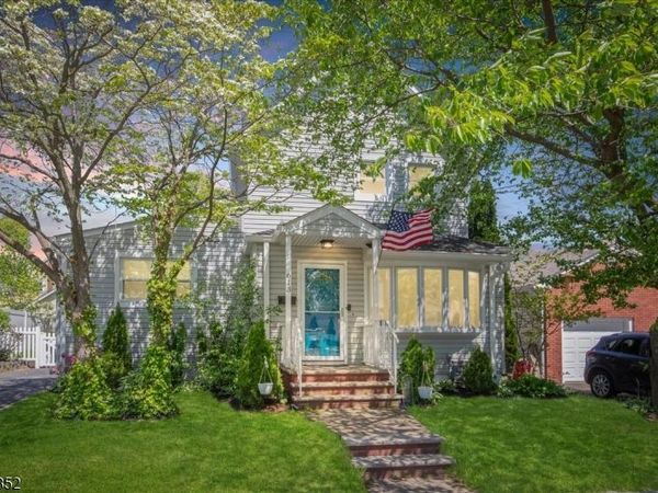 613 Maplewood Ave, Roselle Park, NJ 07204