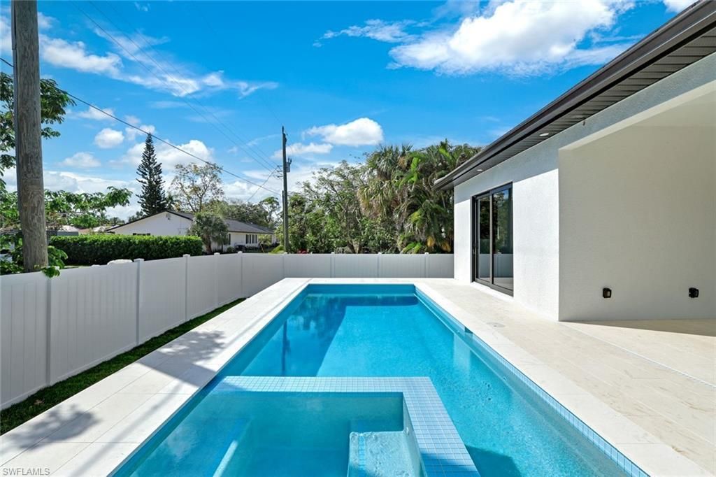 1248 Trail Terrace Dr , Naples, FL 34103 Photo