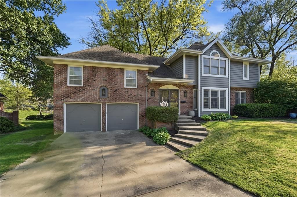 5475 W 85th Terrace, Prairie Village, KS 66207 Main Photo
