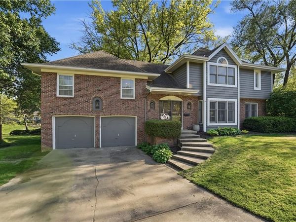 5475 W 85th Terrace, Prairie Village, KS 66207