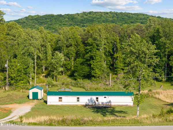 390 SparkmanTown Rd, Rock Island, TN 38581