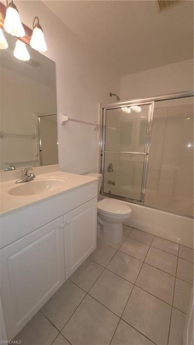 1010 SE 12th Ter, Cape Coral, FL 33990 Photo