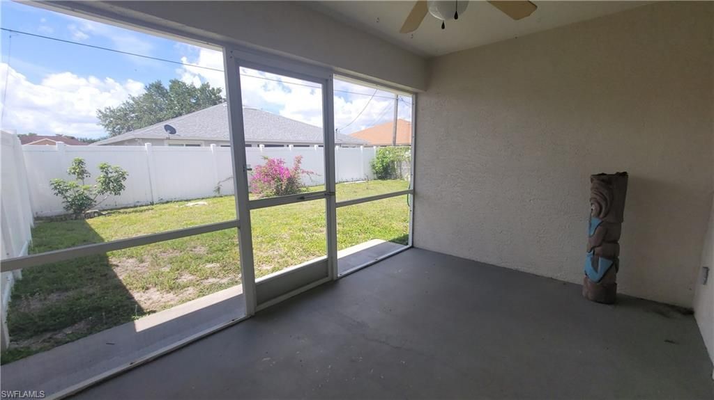 1010 SE 12th Ter, Cape Coral, FL 33990 Photo