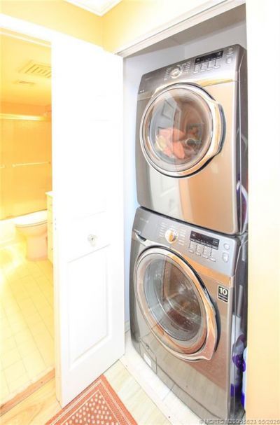 2571 NE Ocean Boulevard, Unit 406, Stuart, FL 34996 Photo