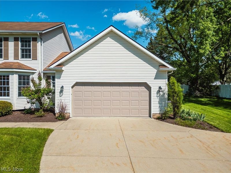 1126 Lanner Street NW, North Canton, OH 44720 Photo 2