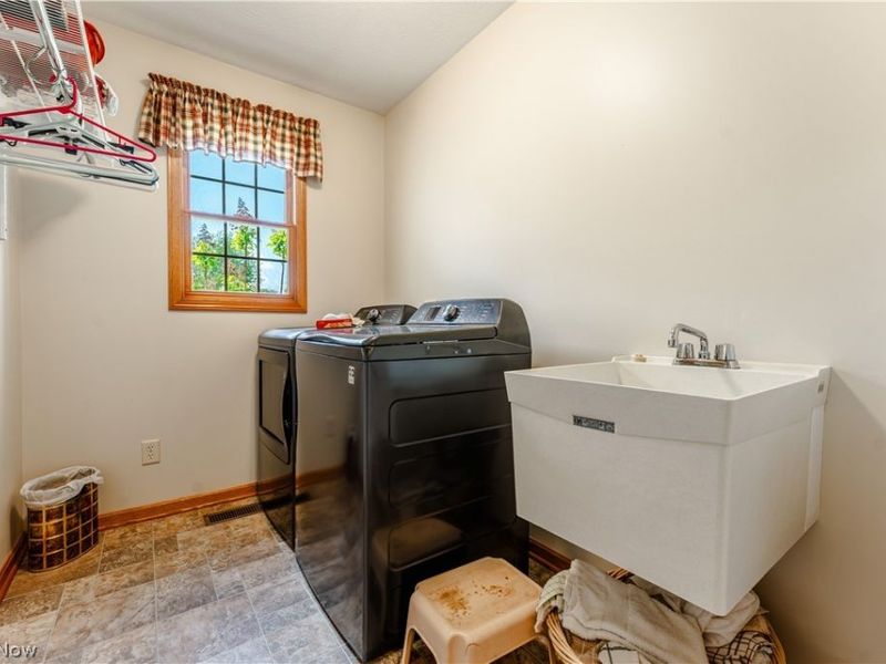 1126 Lanner Street NW, North Canton, OH 44720 Photo 33