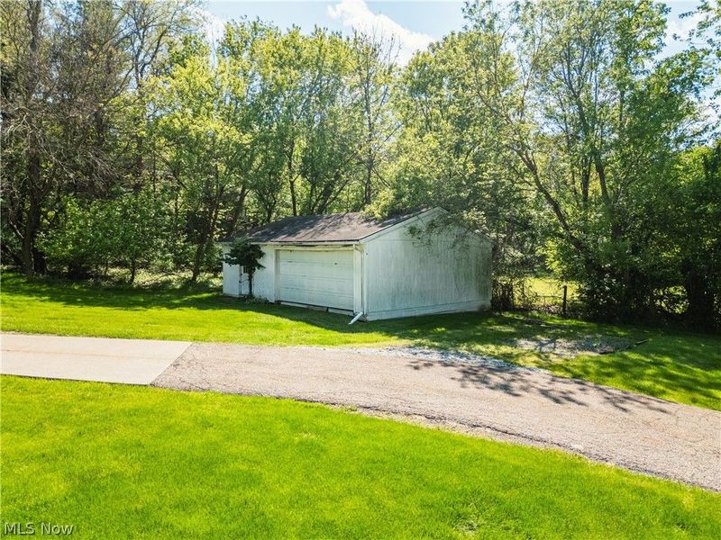 1126 Lanner Street NW, North Canton, OH 44720 Photo 9