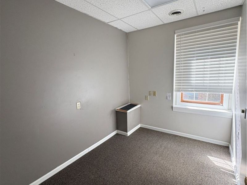 4466 Darrow Road, Unit 11, Stow, OH 44224 Photo 9
