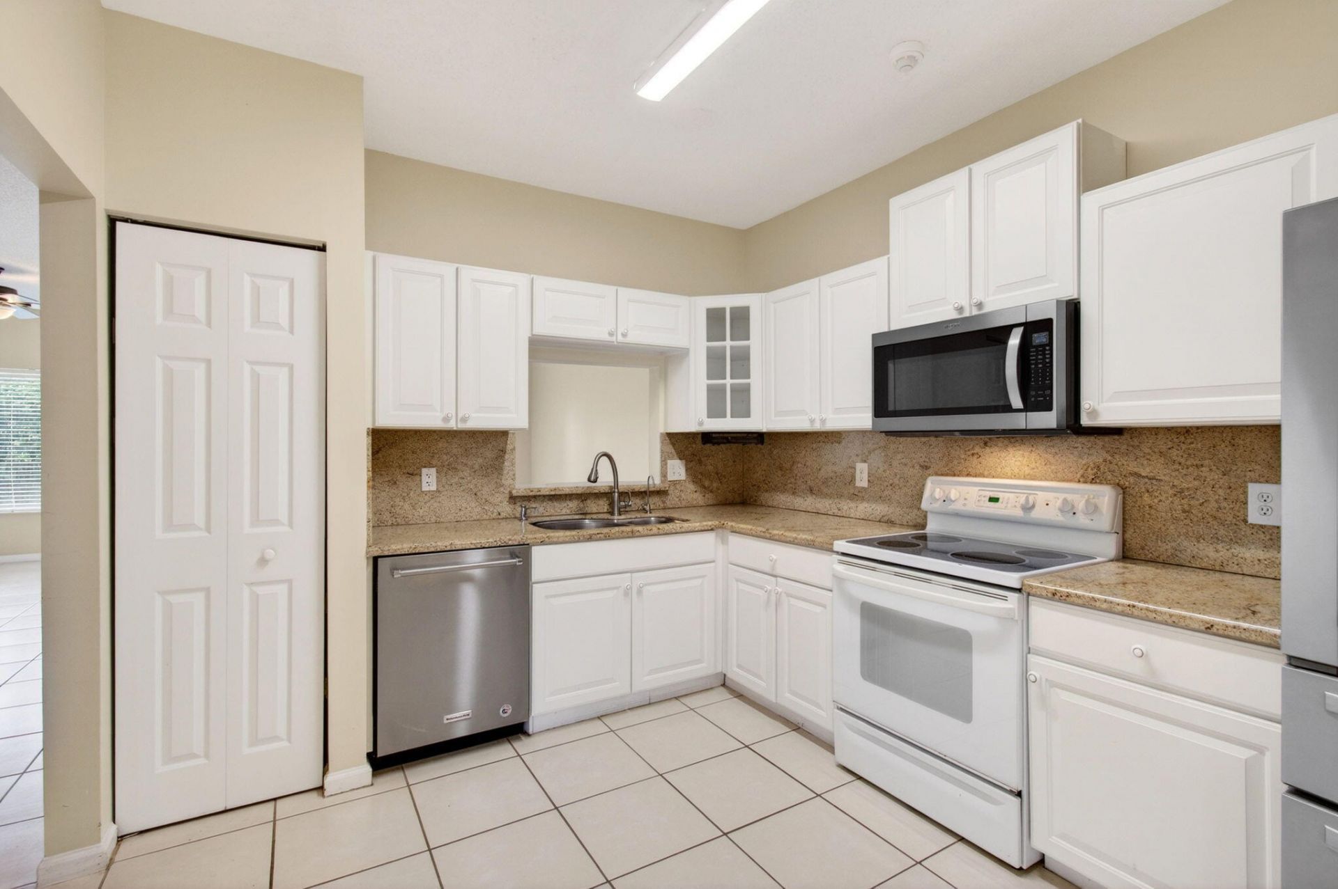 8289 Via Serena, Boca Raton, FL 33433 Photo