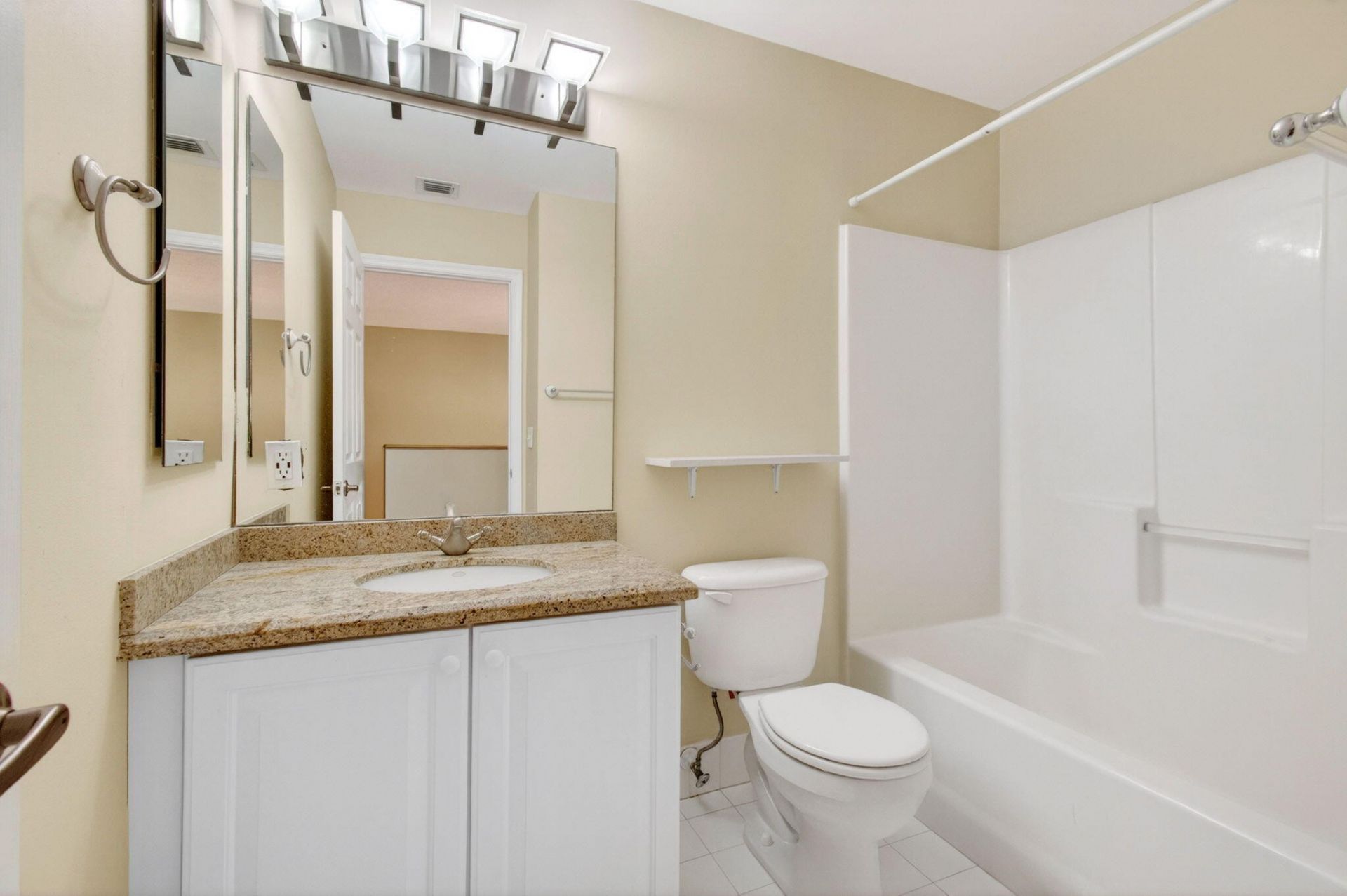 8289 Via Serena, Boca Raton, FL 33433 Photo