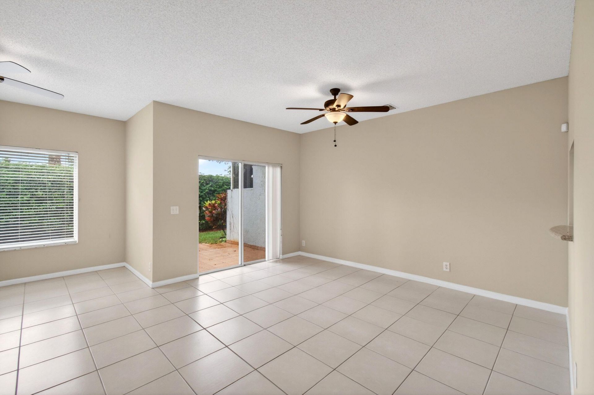 8289 Via Serena, Boca Raton, FL 33433 Photo