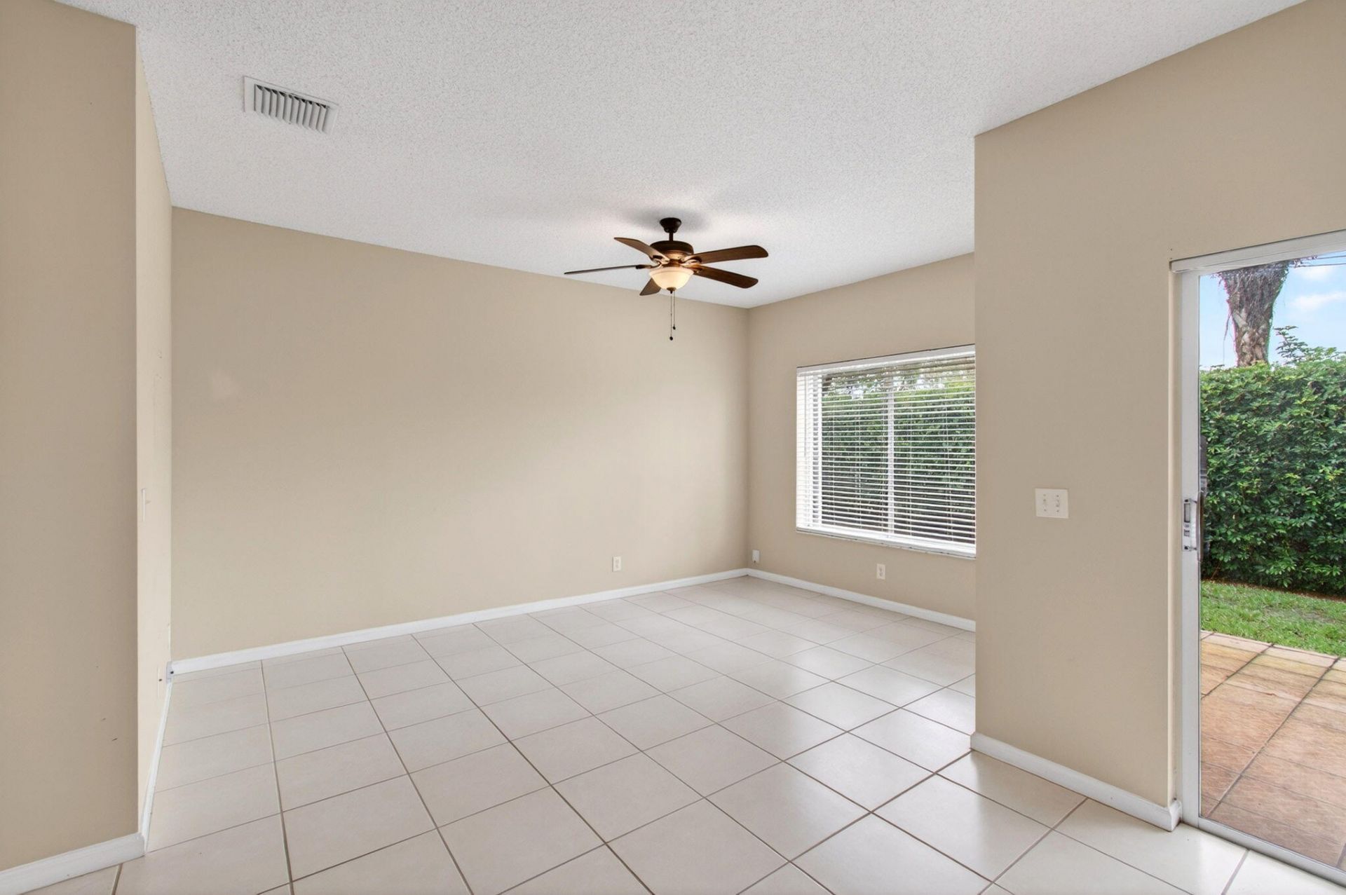 8289 Via Serena, Boca Raton, FL 33433 Photo