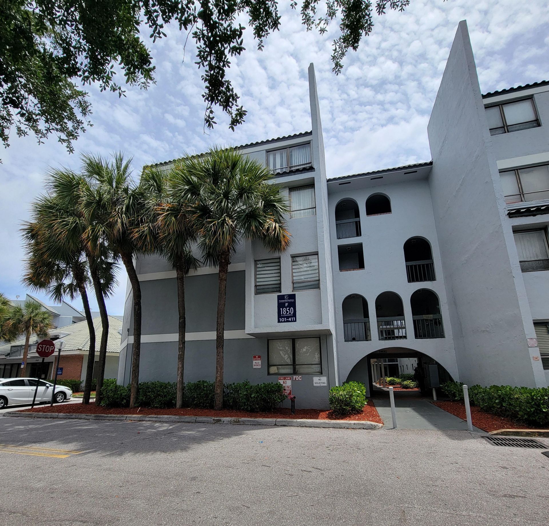 1850 N Congress Avenue, Unit 201, West Palm Beach, FL 33401 Photo