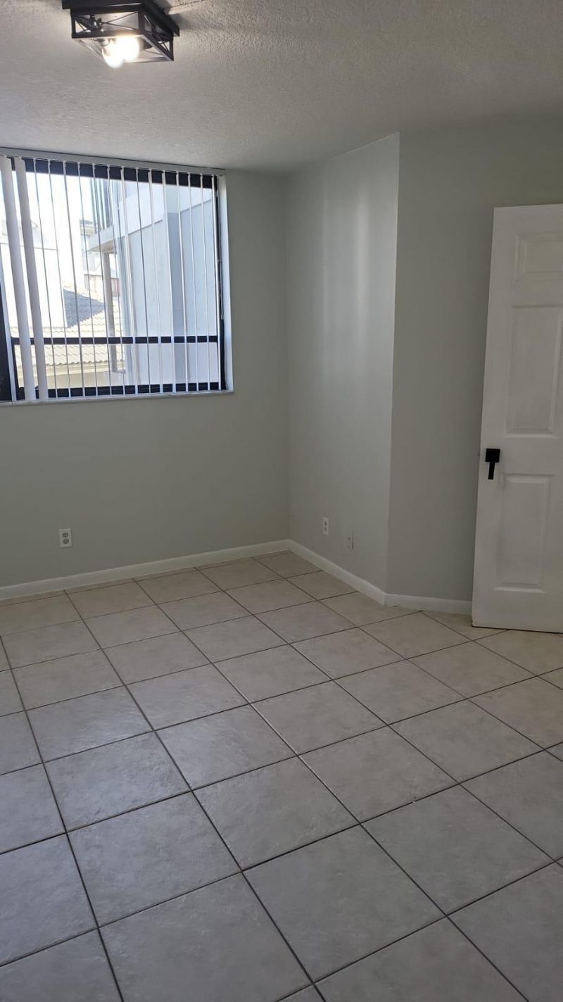 1850 N Congress Avenue, Unit 201, West Palm Beach, FL 33401 Photo