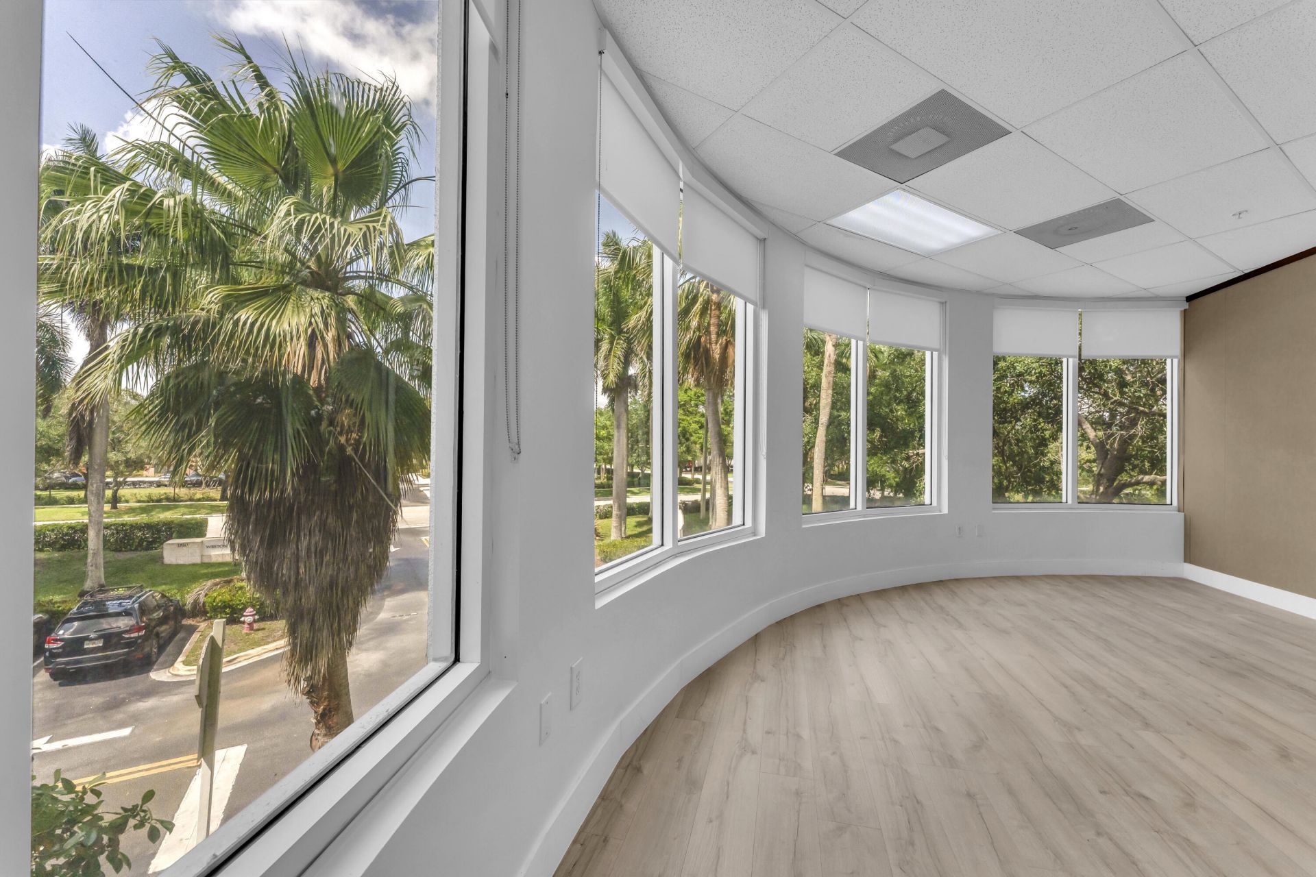1820 N Corporate Lakes Boulevard, Unit 201, Weston, FL 33326 Photo