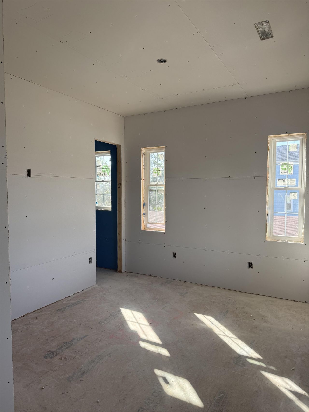 428 Vista Dr. Photo 13