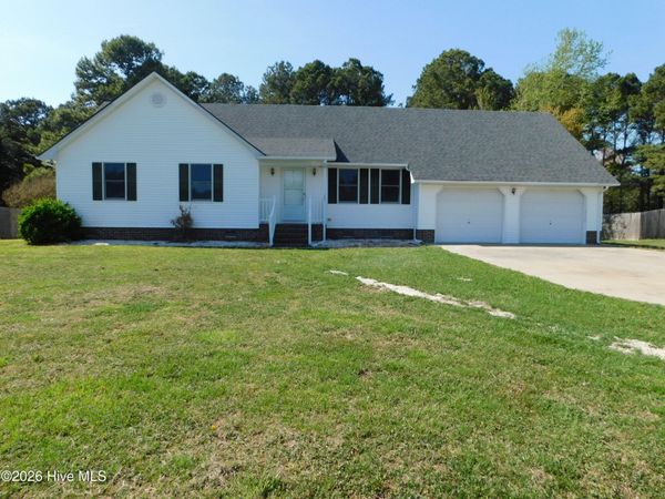 303 Betty Drive , Elizabeth City, NC 27909