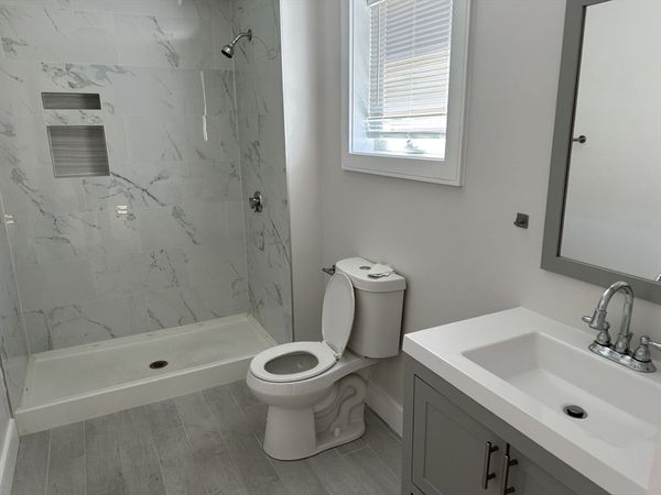 178 Washington, Unit 206, Chelsea, MA 02150