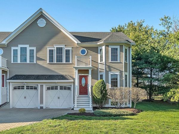 17 Decolores Dr, Unit 17, Wayland, MA 01778