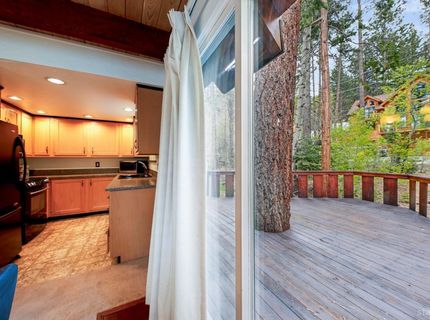 3710 Needle Peak Road, South Lake Tahoe, CA 96150 Photo