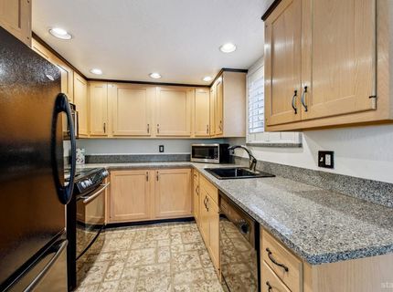 3710 Needle Peak Road, South Lake Tahoe, CA 96150 Photo