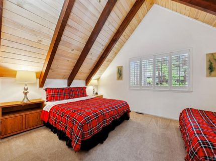 3710 Needle Peak Road, South Lake Tahoe, CA 96150 Photo