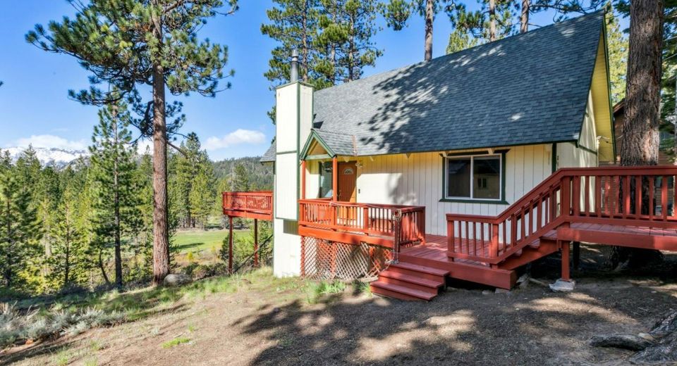 854 Muskwaki Drive, South Lake Tahoe, CA 96150 Photo
