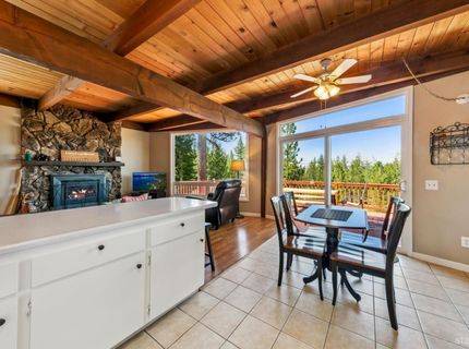 854 Muskwaki Drive, South Lake Tahoe, CA 96150 Photo