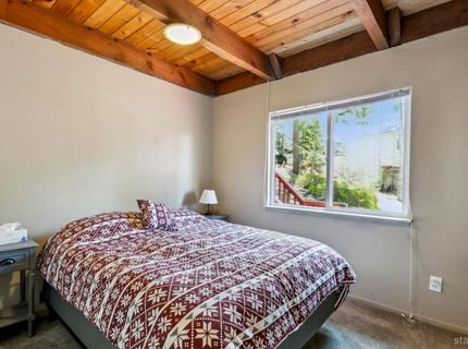 854 Muskwaki Drive, South Lake Tahoe, CA 96150 Photo
