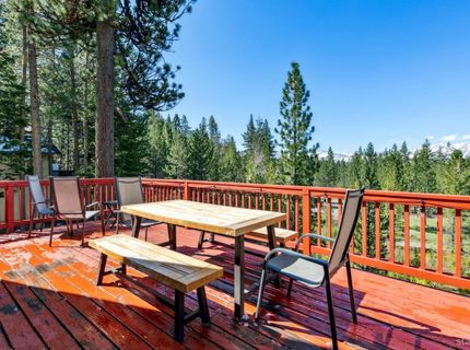 854 Muskwaki Drive, South Lake Tahoe, CA 96150 Photo
