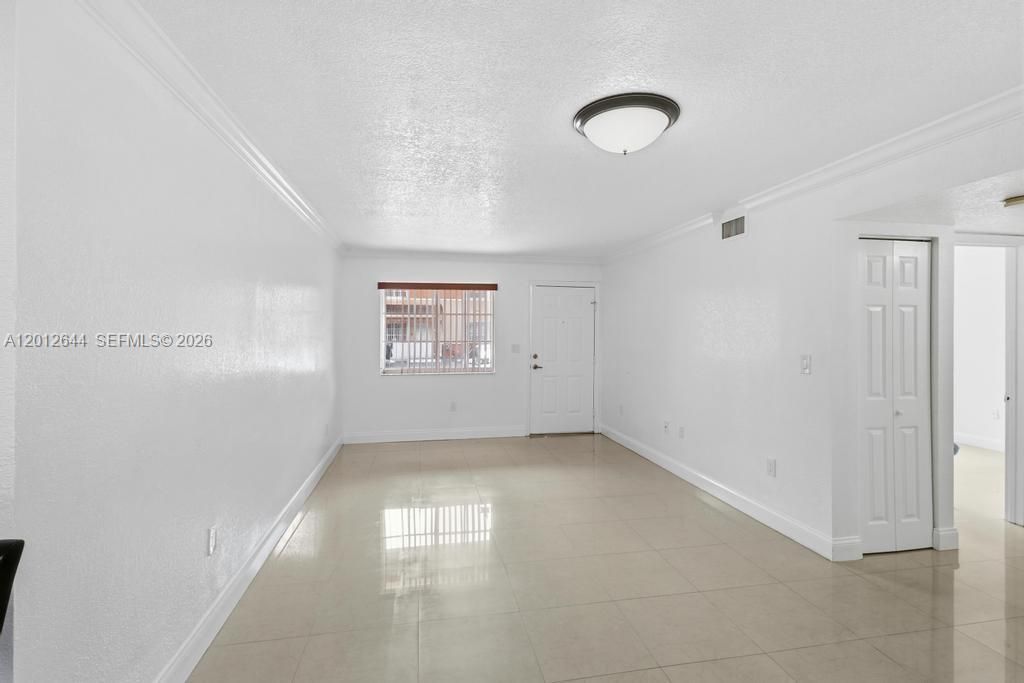 6873 W 36th Ave, Unit 102, Hialeah, FL 33018 Photo