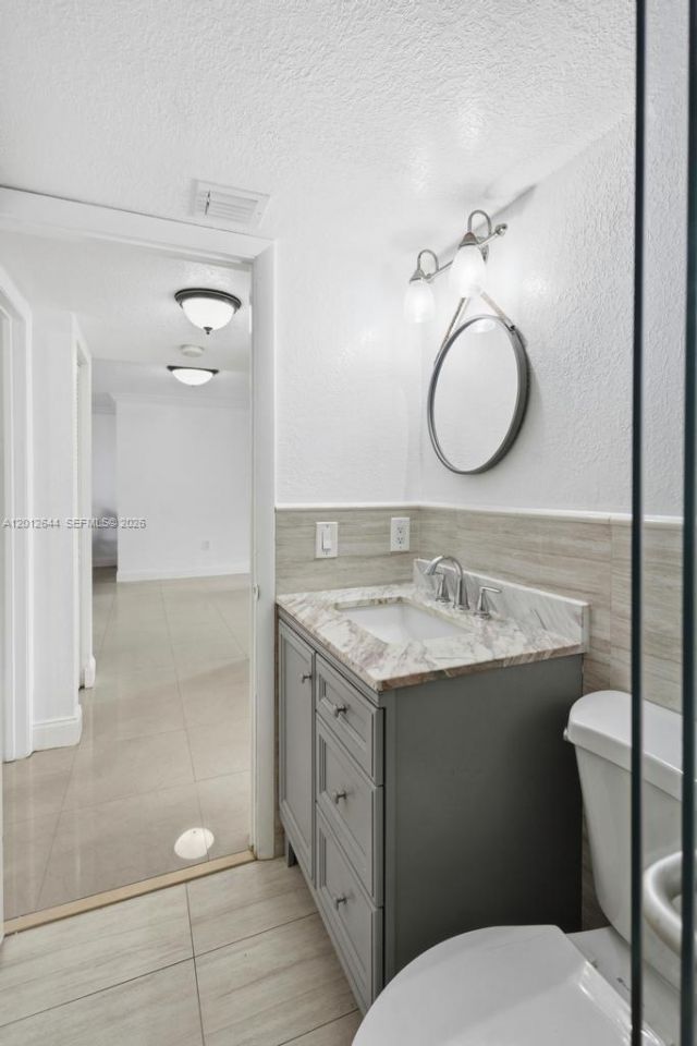 6873 W 36th Ave, Unit 102, Hialeah, FL 33018 Photo