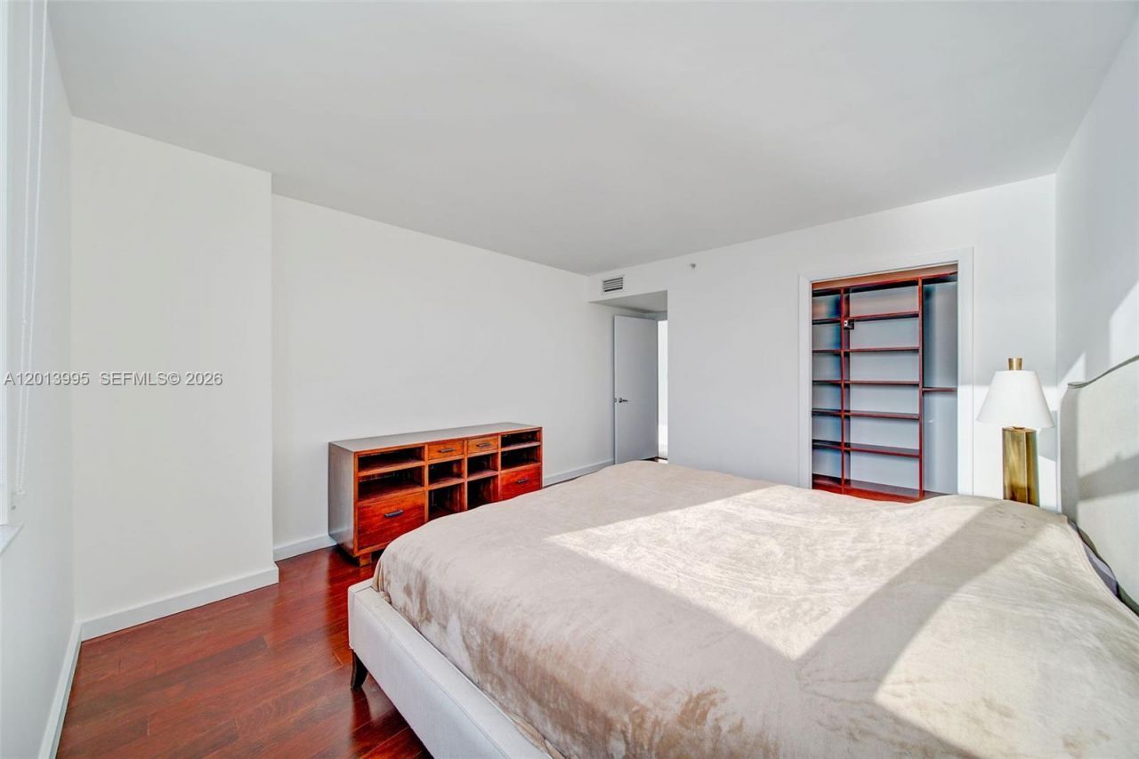 650 West Ave, Unit 805, Miami Beach, FL 33139 Photo