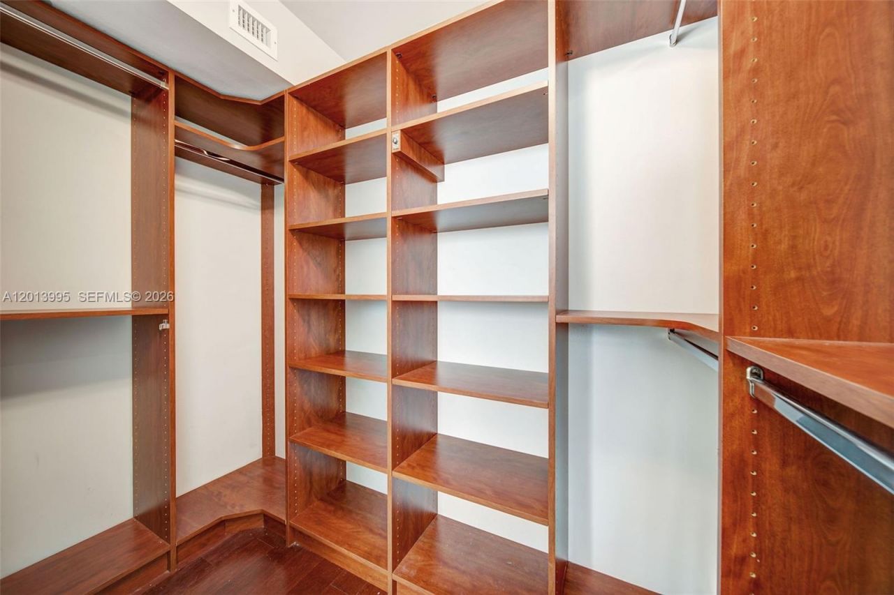 650 West Ave, Unit 805, Miami Beach, FL 33139 Photo