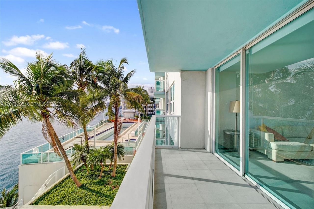 650 West Ave, Unit 805, Miami Beach, FL 33139 Photo
