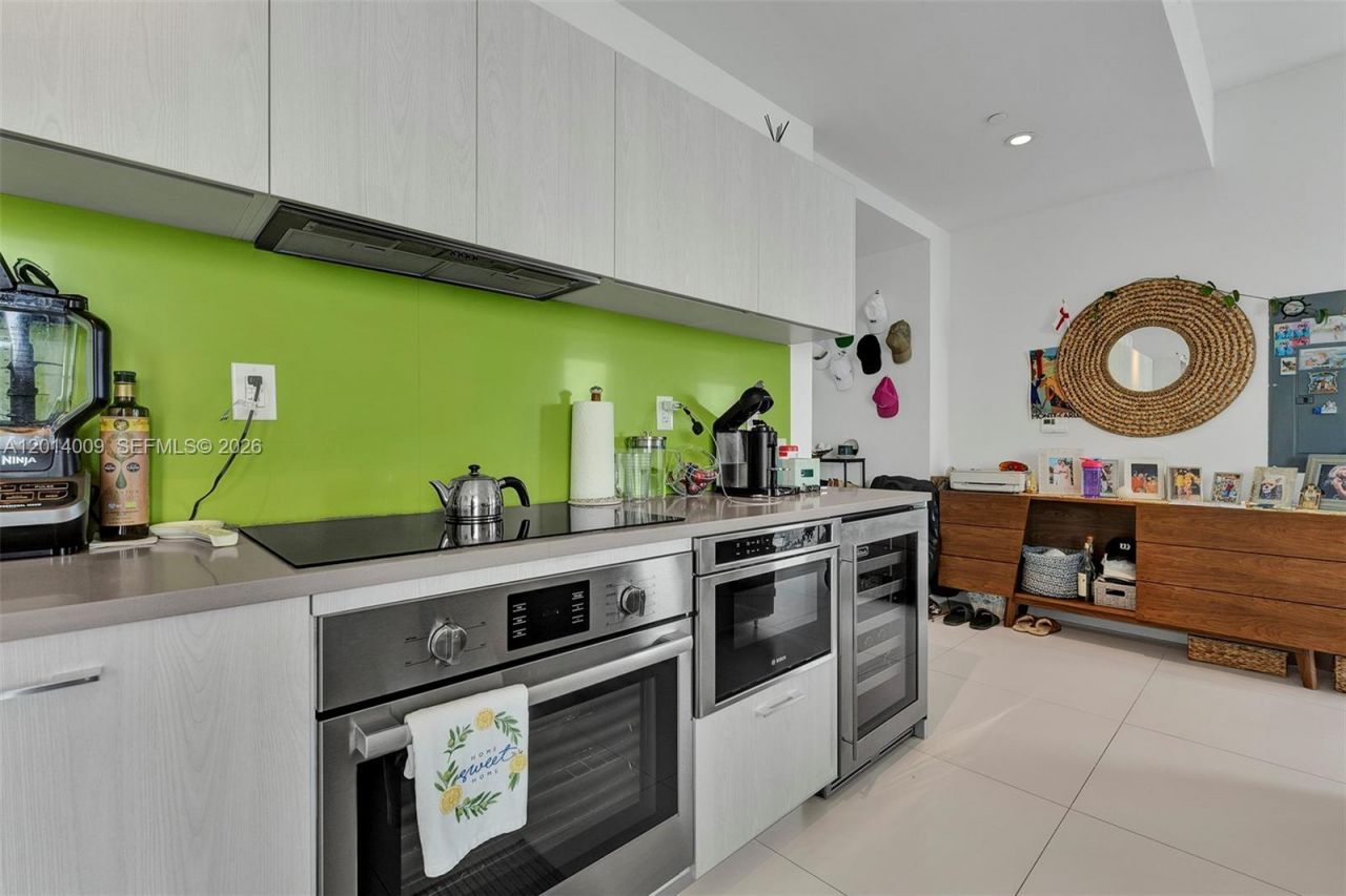 501 NE 31 , Unit 4305, Miami, FL 33137 Photo