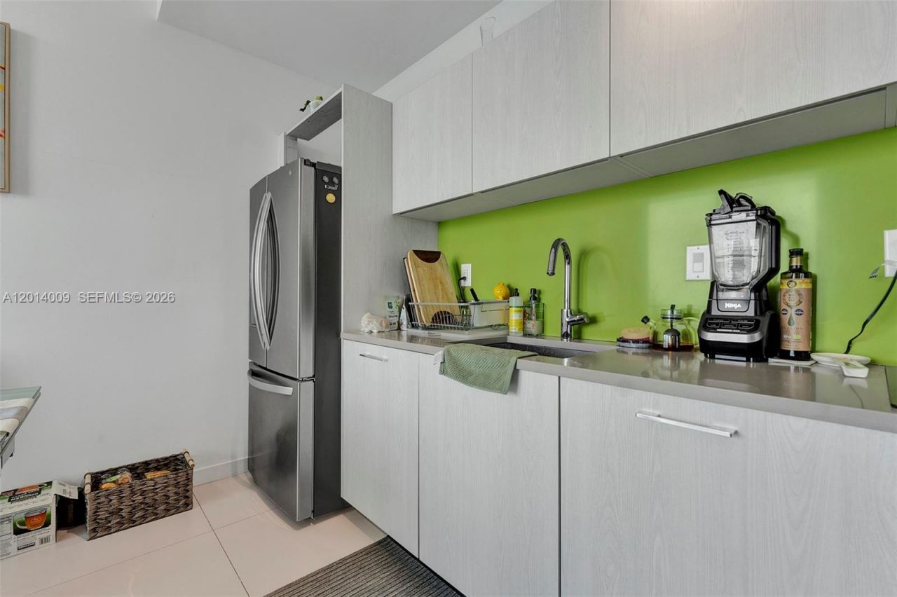 501 NE 31 , Unit 4305, Miami, FL 33137 Photo