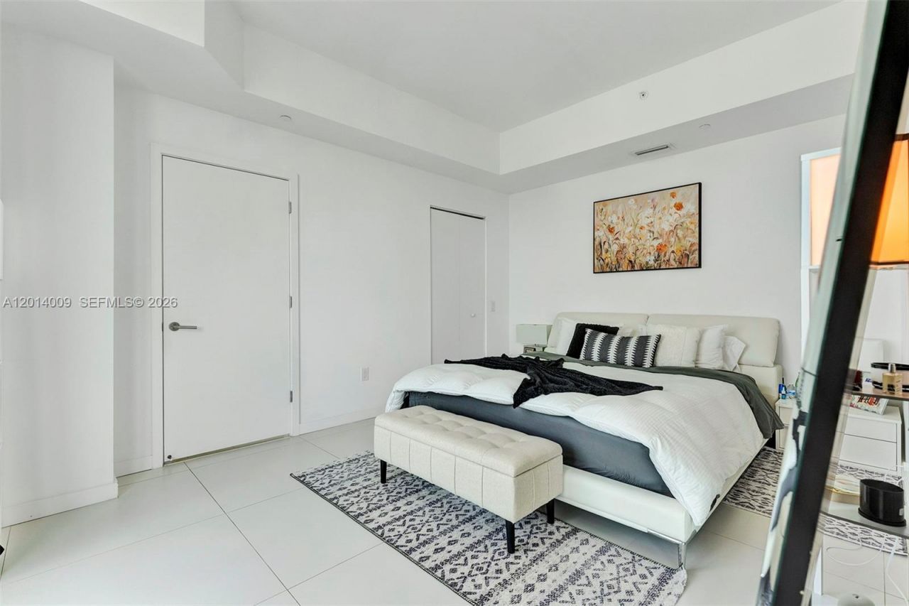 501 NE 31 , Unit 4305, Miami, FL 33137 Photo