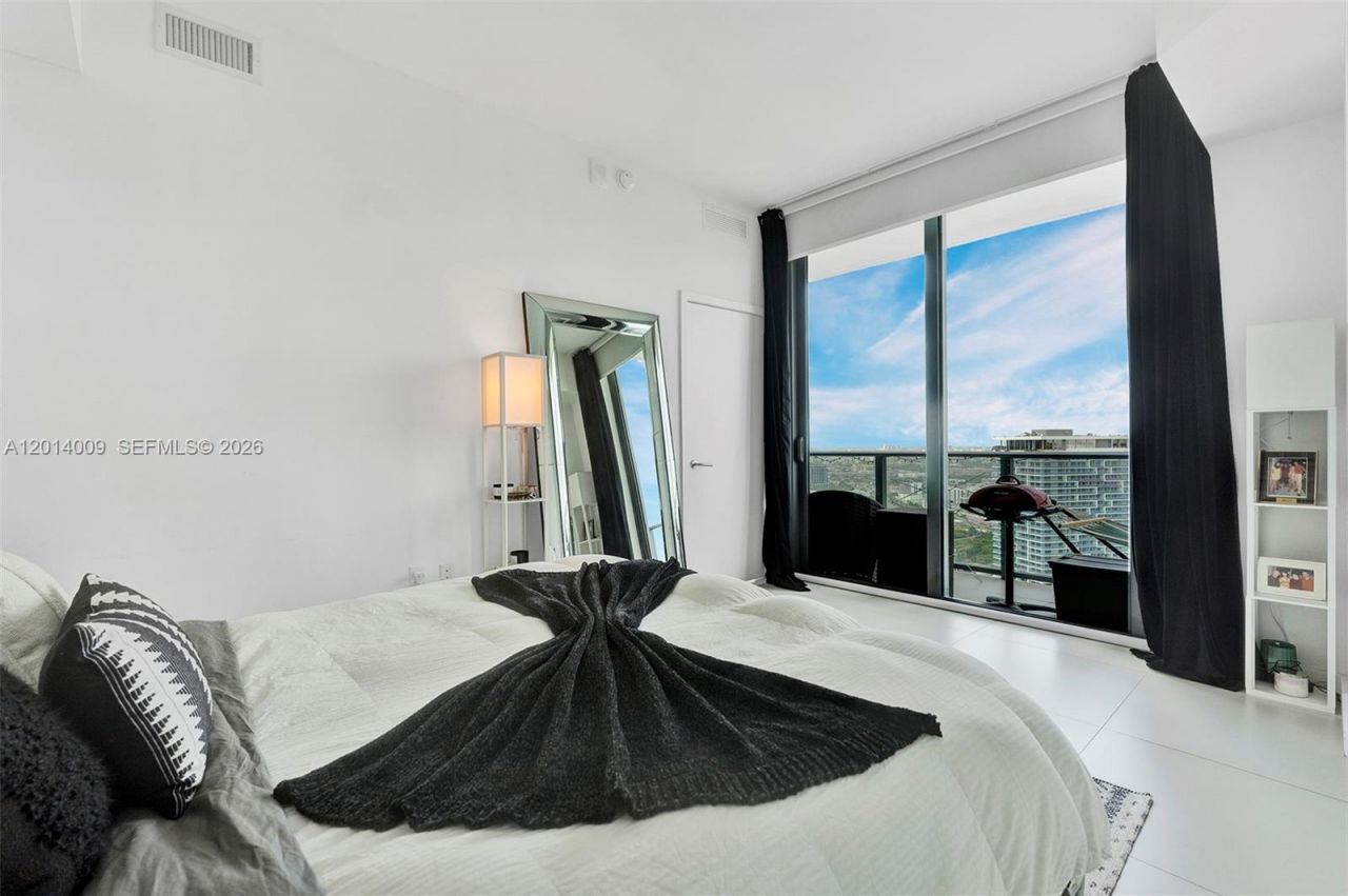 501 NE 31 , Unit 4305, Miami, FL 33137 Photo